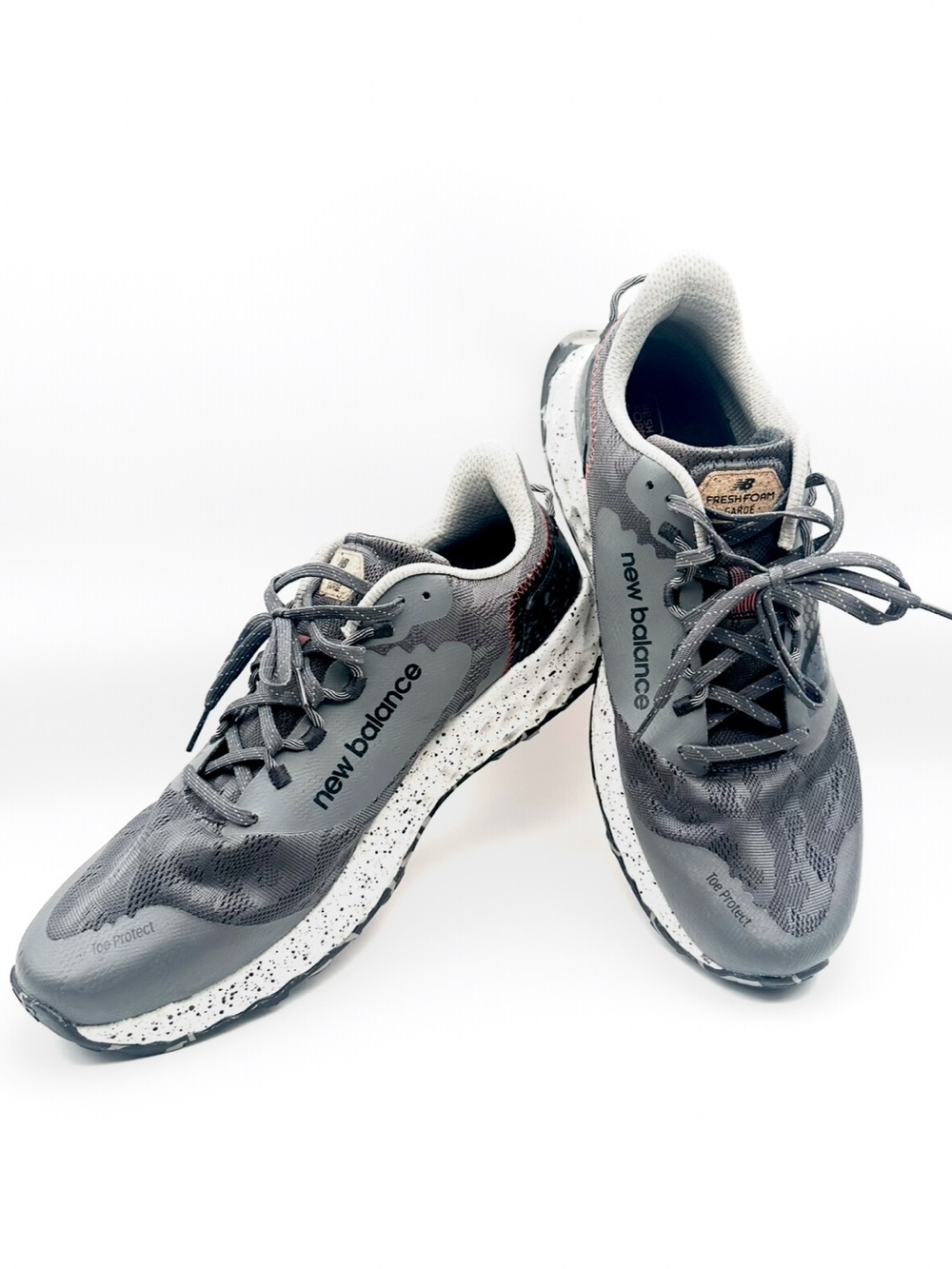 New Balance Fresh Foam Garoé Men’s Size 13 Gray Red Trail Running Shoes